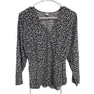 Old Navy Women Size Small Floral V Neck Boho Peasant Top Black White